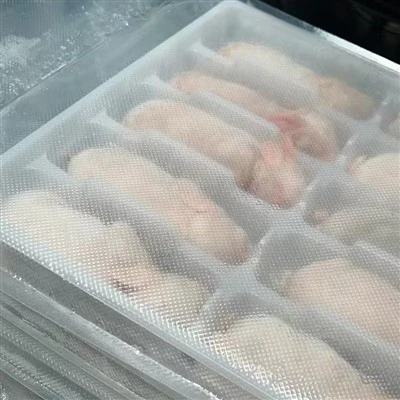 Целый замороженный кролик